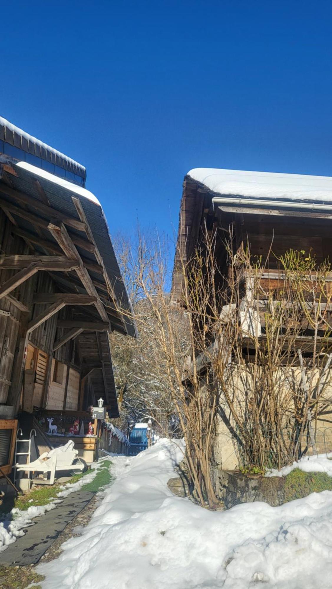 Le Nid Des Cerfs Bed & Breakfast Essert-Romand Dış mekan fotoğraf