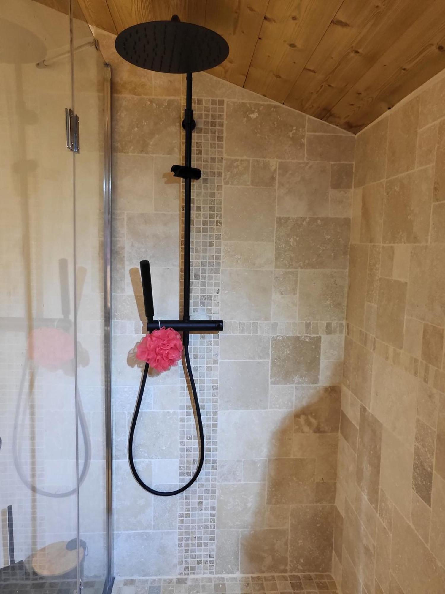 Le Nid Des Cerfs Bed & Breakfast Essert-Romand Dış mekan fotoğraf